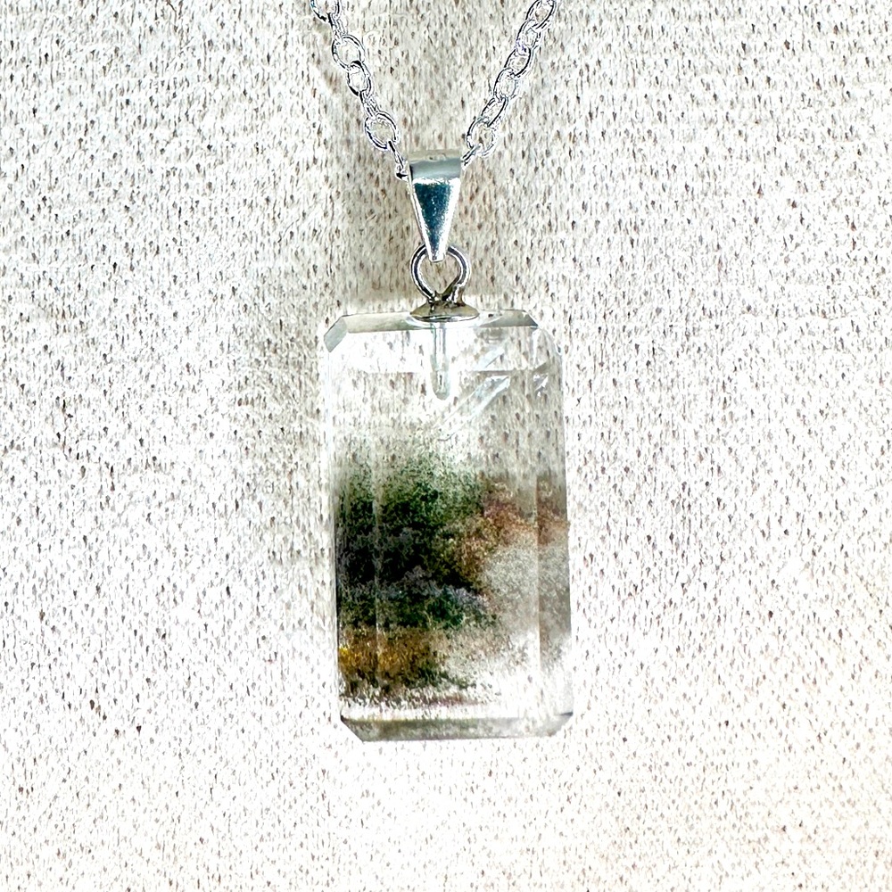 Gorgeous fancy cut garden quartz pendant s925 bail